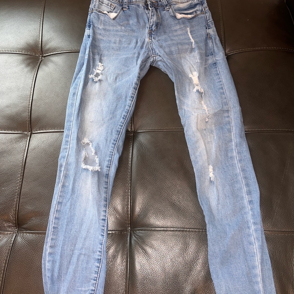 Women’s Light Blue Distressed Jeans